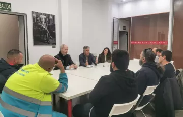 Encuentro del PSOE con la plantilla del servicio de limpieza de la ciudad. 