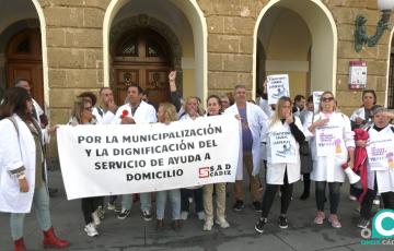 Protesta de este miércoles de trabajadoras del servicio de Ayuda a Domicilio. 