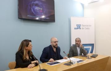 Germán Beardo, Elisa del Valle y José Antonio Iglesias durante la rueda de prensa de este lunes