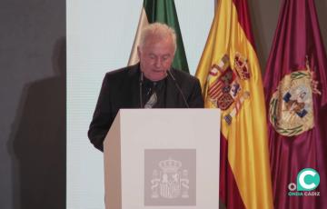 El cantautor, Víctor Manuel, durante su intervención en el acto