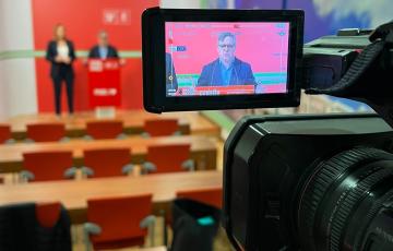 Óscar Torres durante su intervención en la rueda de prensa 