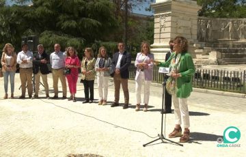 La candidata popular durante su intervención en la plaza de España de la capital gaditana