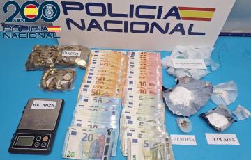 Droga y dinero incautado en operaciones contra el menudeo en la Bahía de Cádiz