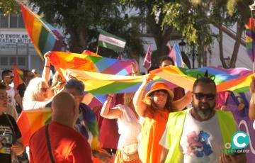 La marcha del colectivo LGTBI ha recorrido varias calles del casco histórico de la ciudad.