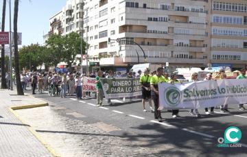 La manifestación ha partido desde Plaza Asdrúbal hasta San Juan de Dios.