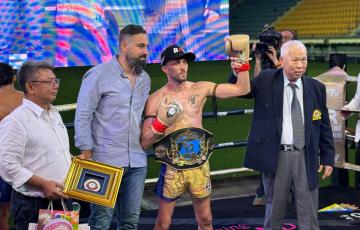 Quinto título mundial para el luchadpor gaditano Carlos Coello.