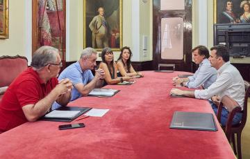 Un momento del encuentro en el Ayuntamiento