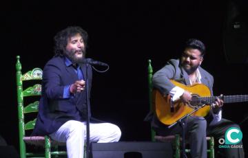 El cantaor Antonio Reyes junto al guitarrista Nono Reyes 