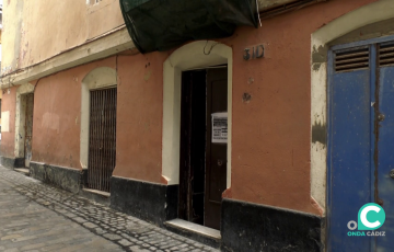 Fachada del inmueble situado en el centro de la ciudad