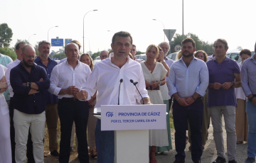 Bruno García interviene junto a otros regidores provinciales durante el acto conjunto