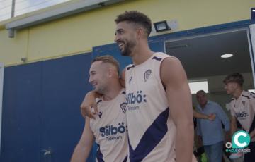 Chris Ramos y Ontiveros en una sesión de entrenamiento de esta semana (Foto: Cádiz CF)