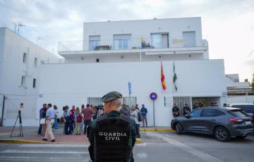 Entrada de los juzgados de Barbate 