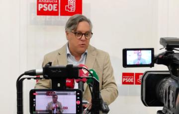 Óscar Torres durante su intervención en la rueda de prensa