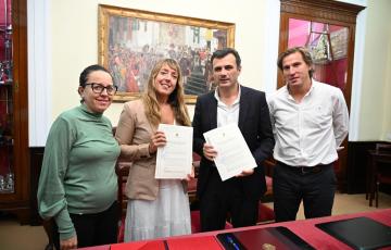 Autoridades y representantes de los colectivos que han recibido el impulso municipal para sus actividades