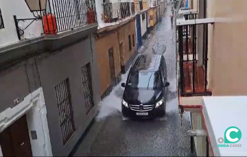 Estado de una de las calles del centro de Cádiz 