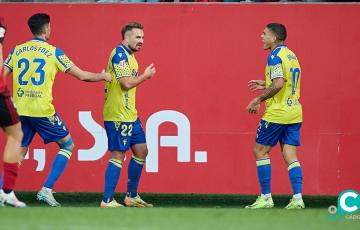 Ontiveros celebra uno de los tantos en Anduva (Foto: La Liga)