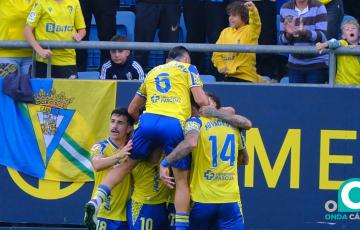 Los jugadores celebran uno de los tantos que le dieron el triunfo (Foto: La Liga)