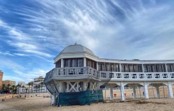 Imagen de la estructura en la playa de La Caleta