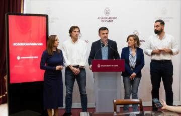 El alcalde y concejales informan de las medidas en rueda de prensa