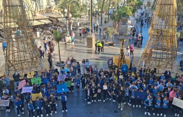 Los más pequeños se convierten en protagonistas en esta singular jornada.