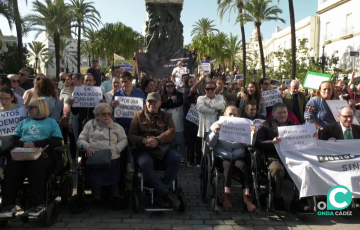 Acto de la movilización de las entidades del sector de la discapacidad celebrado en Cádiz. 