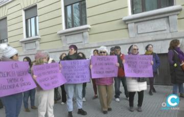 Un momento de la protesta en la tarde del pasado martes en la capital gaditana