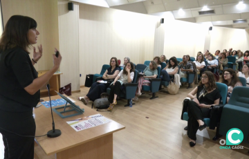 Una de las intervenciones sobre el estudio presentado este miércoles en Cádiz