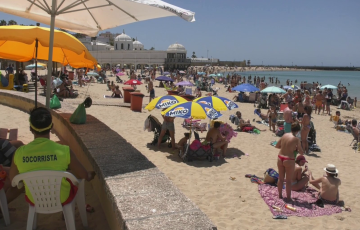 Imagen de archivo de la playa de La Caleta