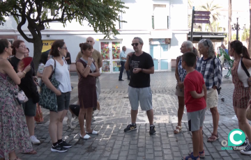 Un momento de la travesía literaria efectuada en la mañana de este viernes