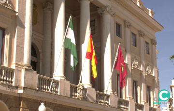 Fachada del Ayuntamiento de Cádiz