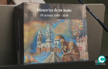 Libro ‘Memorias de un sueño: Festival Iberoamericano de Teatro de Cádiz (1984–2024)'. Libro ‘Memorias de un sueño: Festival Iberoamericano de Teatro de Cádiz (1984–2024)'.