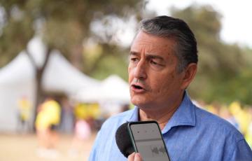 El consejero de Sanidad, Presidencia y Emergencias, Antonio Sanz, este domingo en Sevilla.