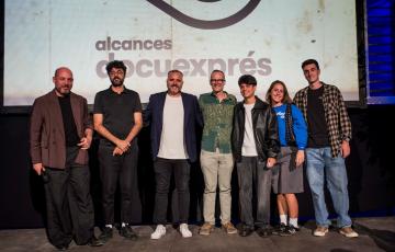Los galardonados tras el acto celebrado en el patio del Espacio de Cultura Contemporánea