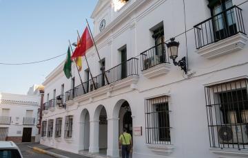 Fachada municipal de la localidad gaditana