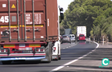 Tráfico en la en la AP-4 en una imagen de archivo