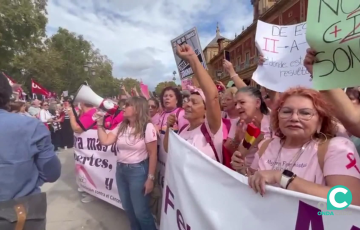 Imagen de la pasada protesta efectuada en Sevilla por las crisis de los cribados Imagen de la pasada protesta efectuada en Sevilla por las crisis de los cribados