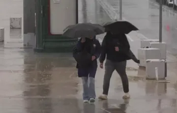 Jornada de lunes marcada por la lluvia en Cádiz. 