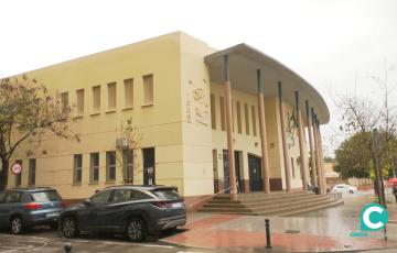 Cada centro educativo recibirá en torno a los 60.000 euros para instalación de toldos, aparatos de aire, ventilación, aislamiento térmico o mejoras eléctricas.