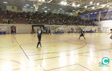 Encuentro de fútbol sala nacional de esta temporada en el Ciudad de Cádiz