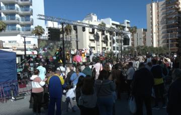 Los musicales navideños contagian de alegría el ambiente para toda la familia.