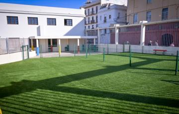 Se han creado nuevas zonas de juego y realizado mejoras en accesibilidad y sistemas de seguridad