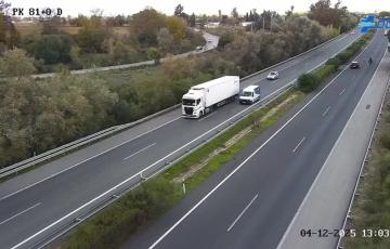 Tráfico en la autovia AP-4 en la provincia de Cádiz