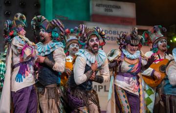 La comparsa de Jesús Bienvenido sancionada por excederse en el tiempo de su repertorio