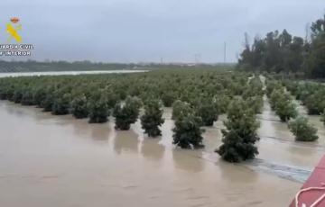 Efecto de la subida fluvial por la localidad gaditana