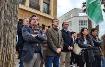 El diputado de VOX por Cádiz en el Parlamento de Andalucía, José Ortell, en la jornada de huelga de médicos convocada en la ciudad. 