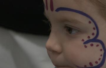 Éxito de público en esta actividad destinada para todos los públicos para pintar la cara en Carnaval