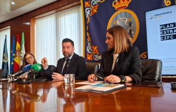 Rueda de prensa de acto de este viernes en el recinto fiscal