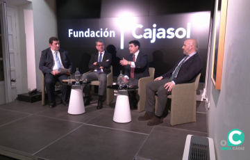 Un momento de la disertación de los invitados que acudieron a este especial foro en la capital gaditano