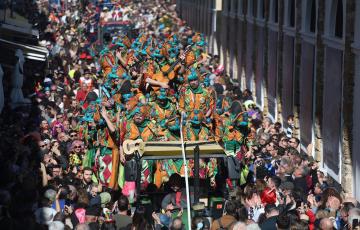 Imágenes del Carrusel de Coros del Carnaval de Cádiz 2026.
