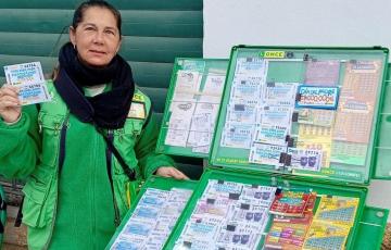 Vega es afiliada a la ONCE y vendedora desde 2017